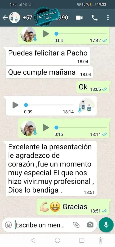 Captura de chat de cliente agradeciendo por serenatas virtuales